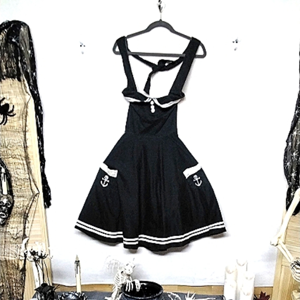 Woman's Dress